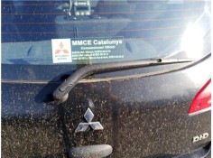 Recambio de brazo limpiaparabrisas trasero para mitsubishi colt cz3 berl. 3 (z30) 1.5 di-d instyle referencia OEM IAM MN152108  