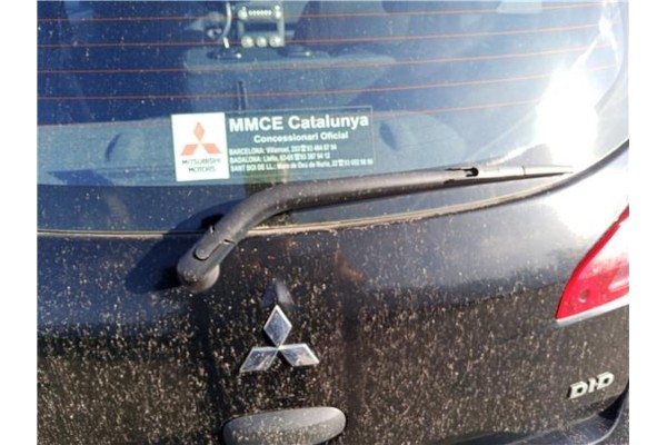 Recambio de brazo limpiaparabrisas trasero para mitsubishi colt cz3 berl. 3 (z30) 1.5 di-d instyle referencia OEM IAM MN152108  