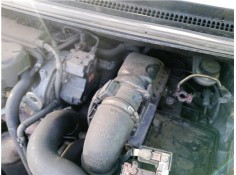 Recambio de carcasa filtro aire para mitsubishi colt cz3 berl. 3 (z30) 1.5 di-d instyle referencia OEM IAM MN130296 MN130297 