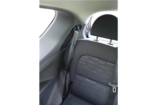 Recambio de cinturon seguridad trasero derecho para mitsubishi colt cz3 berl. 3 (z30) 1.5 di-d instyle referencia OEM IAM MN1083