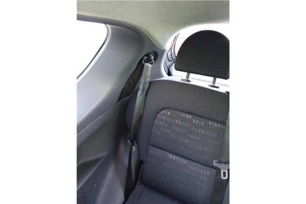 Recambio de cinturon seguridad trasero derecho para mitsubishi colt cz3 berl. 3 (z30) 1.5 di-d instyle referencia OEM IAM MN1083