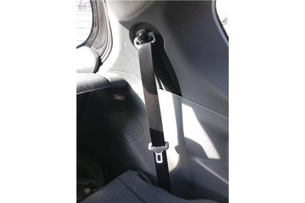 Recambio de cinturon seguridad trasero izquierdo para mitsubishi colt cz3 berl. 3 (z30) 1.5 di-d instyle referencia OEM IAM MN10