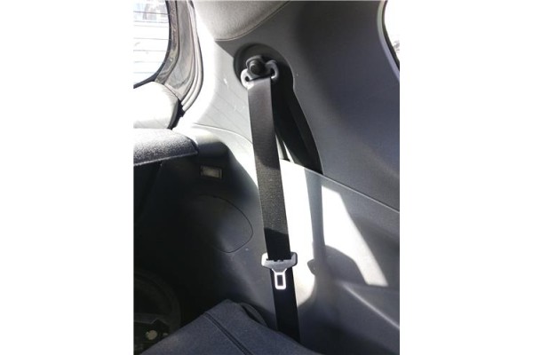 Recambio de cinturon seguridad trasero izquierdo para mitsubishi colt cz3 berl. 3 (z30) 1.5 di-d instyle referencia OEM IAM MN10