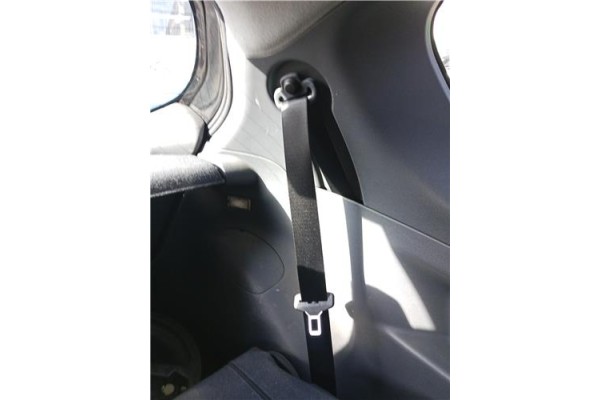 Recambio de cinturon seguridad trasero izquierdo para mitsubishi colt cz3 berl. 3 (z30) 1.5 di-d instyle referencia OEM IAM MN10
