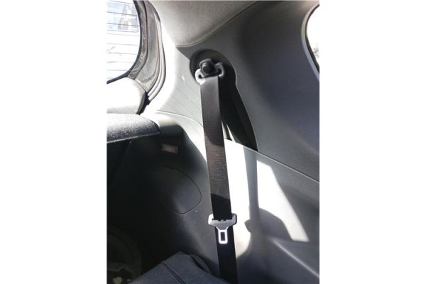 Recambio de cinturon seguridad trasero izquierdo para mitsubishi colt cz3 berl. 3 (z30) 1.5 di-d instyle referencia OEM IAM MN10