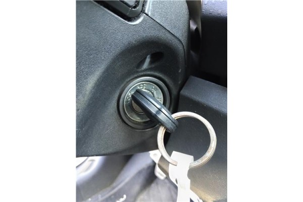 Recambio de clausor para mitsubishi colt cz3 berl. 3 (z30) 1.5 di-d instyle referencia OEM IAM MN186230 MN901621 