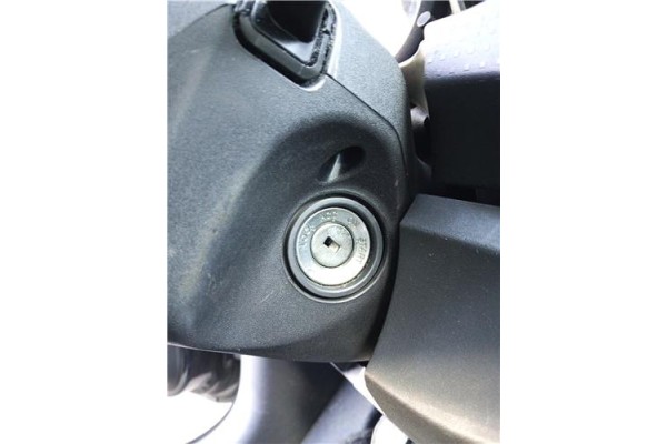 Recambio de clausor para mitsubishi colt cz3 berl. 3 (z30) 1.5 di-d instyle referencia OEM IAM MN186230 MN901621 