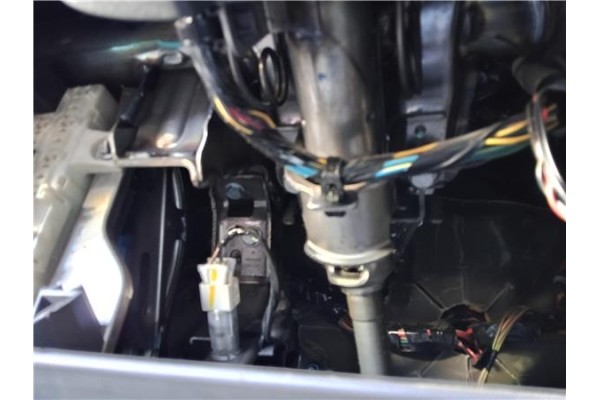 Recambio de columna direccion para mitsubishi colt cz3 berl. 3 (z30) 1.5 di-d instyle referencia OEM IAM 4401A028  