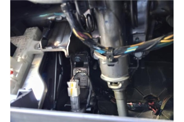 Recambio de columna direccion para mitsubishi colt cz3 berl. 3 (z30) 1.5 di-d instyle referencia OEM IAM 4401A028  