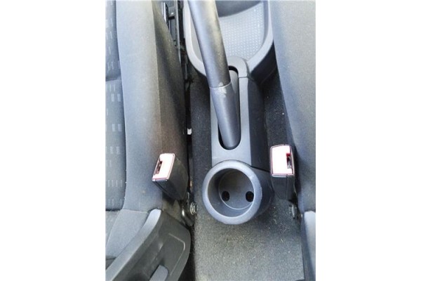 Recambio de consola para mitsubishi colt cz3 berl. 3 (z30) 1.5 di-d instyle referencia OEM IAM 8011A288HA  