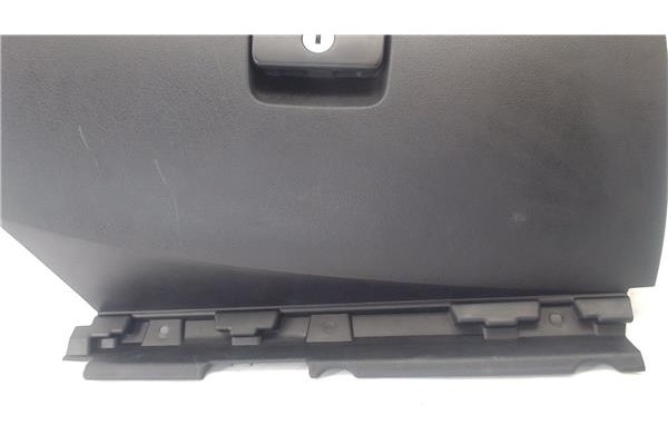 Recambio de tapa guantera para peugeot 207 1.6 hdi referencia OEM IAM 9654373777 X36191 