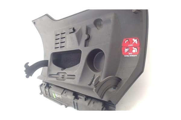 Recambio de tapa guantera para peugeot 207 1.6 hdi referencia OEM IAM 9654373777 X36191 