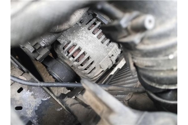 Recambio de alternador para peugeot 207 sw 1.6 hdi referencia OEM IAM 5705AS 5705NH 