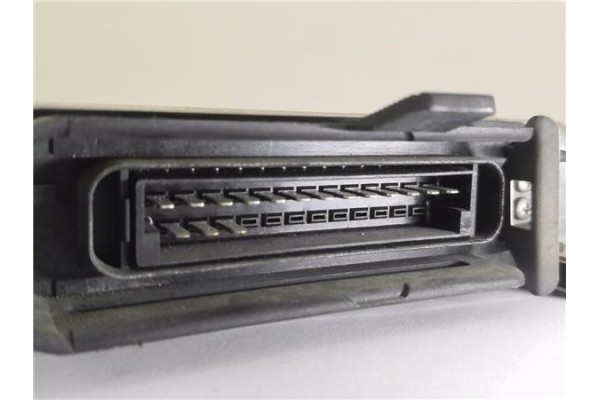 Recambio de centralita para bmw serie 3 berlina (e30) 2.3 323i referencia OEM IAM 0280001301  