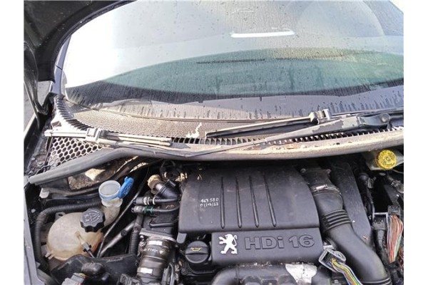 Recambio de brazo limpiaparabrisas delantero derecho para peugeot 207 sw 1.6 hdi referencia OEM IAM 6429AN  