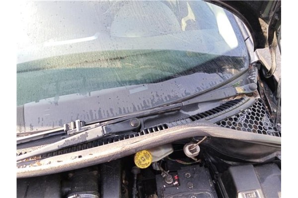 Recambio de brazo limpiaparabrisas delantero izquierdo para peugeot 207 sw 1.6 hdi referencia OEM IAM 6429AL  