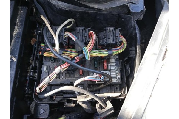 Recambio de bsi para peugeot 207 sw 1.6 hdi referencia OEM IAM 9664055780 13182116 