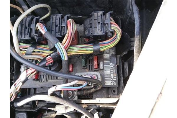 Recambio de bsi para peugeot 207 sw 1.6 hdi referencia OEM IAM 9664055780 13182116 