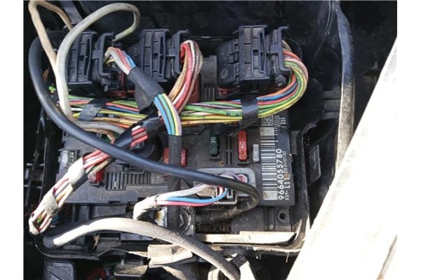 Recambio de bsi para peugeot 207 sw 1.6 hdi referencia OEM IAM 9664055780 13182116 