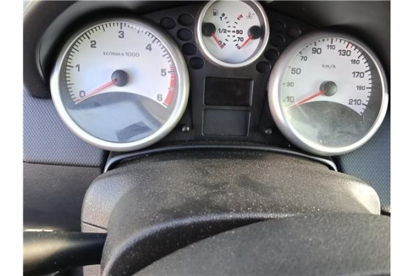 Recambio de embellecedor columna direccion para peugeot 207 sw 1.6 hdi referencia OEM IAM 4131CN  