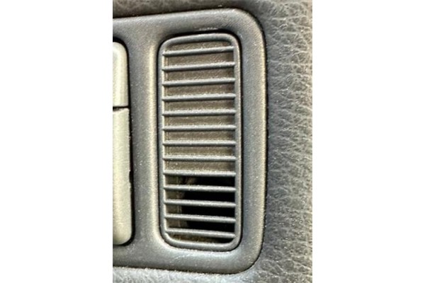 Recambio de tapa izquierda salpicadero para volvo c70 coupe 2.3 t referencia OEM IAM   