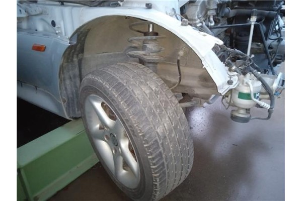 Recambio de protector pase rueda delantero derecho para bmw z3 roadster e36 1.9 i referencia OEM IAM   