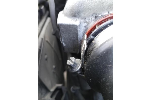 Recambio de turbo para peugeot 207 sw 1.6 hdi referencia OEM IAM TD025S206T4 9682881380 