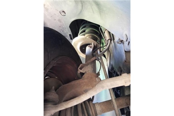 Recambio de amortiguador delantero izquierdo para peugeot 207 sw 1.6 hdi referencia OEM IAM 5202YZ  