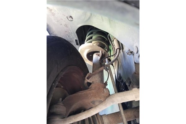 Recambio de amortiguador delantero izquierdo para peugeot 207 sw 1.6 hdi referencia OEM IAM 5202YZ  