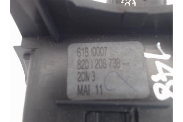 Recambio de mando de luces para renault scenic ii (jm) referencia OEM IAM 8200206738 61890007 