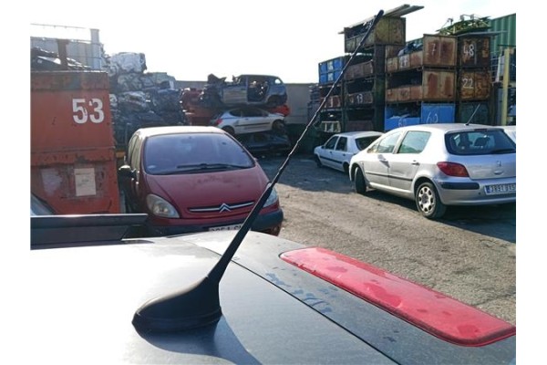 Recambio de antena electrica para peugeot 207 sw 1.6 hdi referencia OEM IAM 6561GW 6561TS 