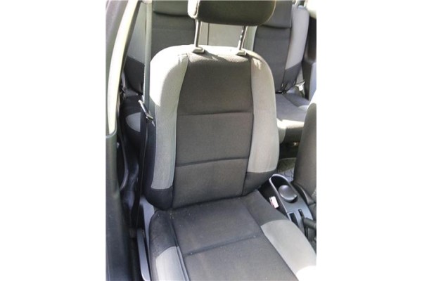 Recambio de asiento delantero derecho para peugeot 207 sw 1.6 hdi referencia OEM IAM 8906GC  