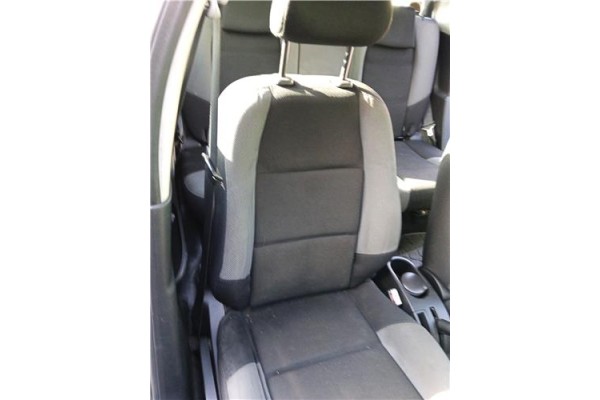 Recambio de asiento delantero derecho para peugeot 207 sw 1.6 hdi referencia OEM IAM 8906GC  