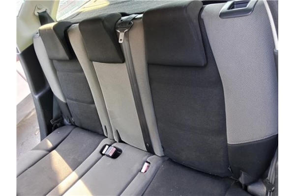 Recambio de asientos traseros para peugeot 207 sw 1.6 hdi referencia OEM IAM 8881ZF 8881ZG 