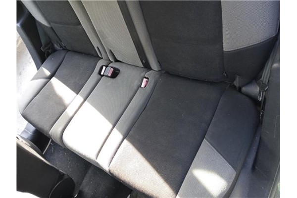 Recambio de asientos traseros para peugeot 207 sw 1.6 hdi referencia OEM IAM 8881ZF 8881ZG 