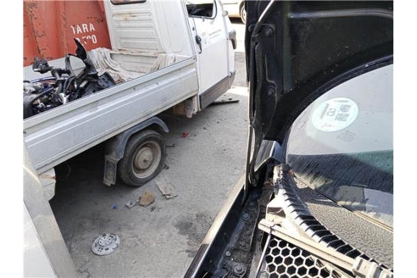 Recambio de bisagra capo derecha para peugeot 207 sw 1.6 hdi referencia OEM IAM 791298  