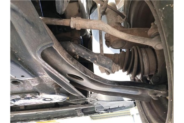 Recambio de brazo suspension delantero derecho para peugeot 207 sw 1.6 hdi referencia OEM IAM 3521N8  