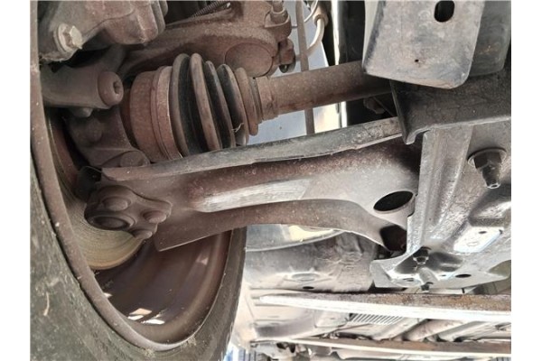 Recambio de brazo suspension delantero derecho para peugeot 207 sw 1.6 hdi referencia OEM IAM 3521N8  