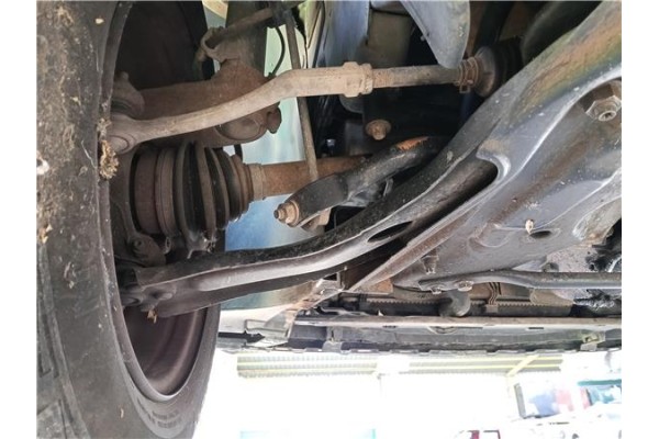 Recambio de brazo suspension delantero izquierdo para peugeot 207 sw 1.6 hdi referencia OEM IAM 3520R7  