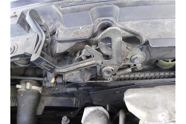 Recambio de cerradura capo para peugeot 207 sw 1.6 hdi referencia OEM IAM 301201 793486 