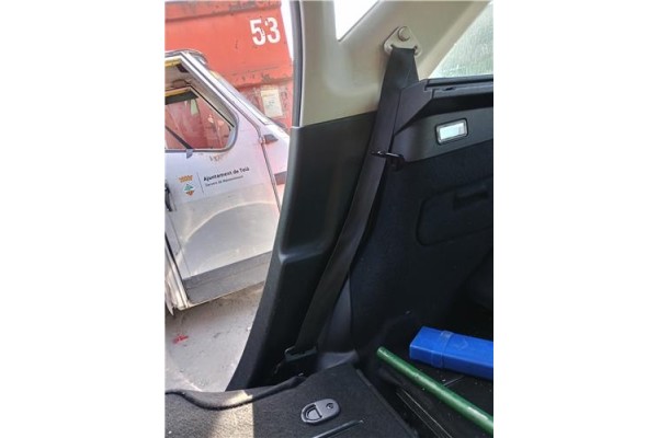 Recambio de cinturon seguridad trasero derecho para peugeot 207 sw 1.6 hdi referencia OEM IAM 8975J8  