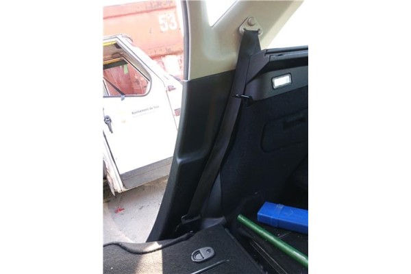 Recambio de cinturon seguridad trasero derecho para peugeot 207 sw 1.6 hdi referencia OEM IAM 8975J8  