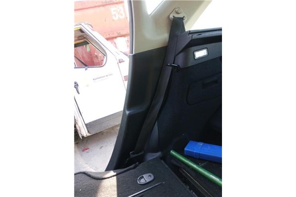 Recambio de cinturon seguridad trasero derecho para peugeot 207 sw 1.6 hdi referencia OEM IAM 8975J8  