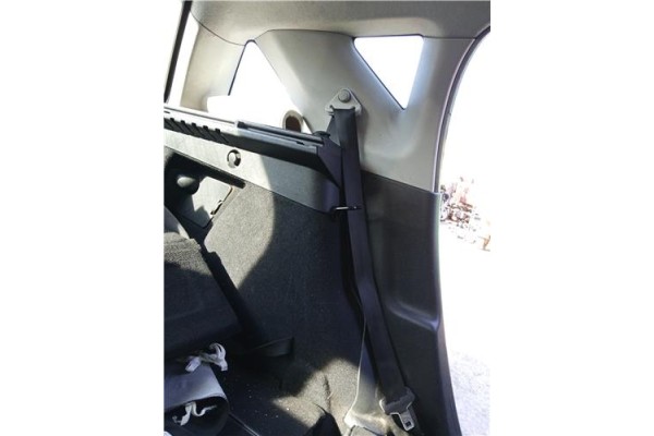 Recambio de cinturon seguridad trasero izquierdo para peugeot 207 sw 1.6 hdi referencia OEM IAM 8975J9  