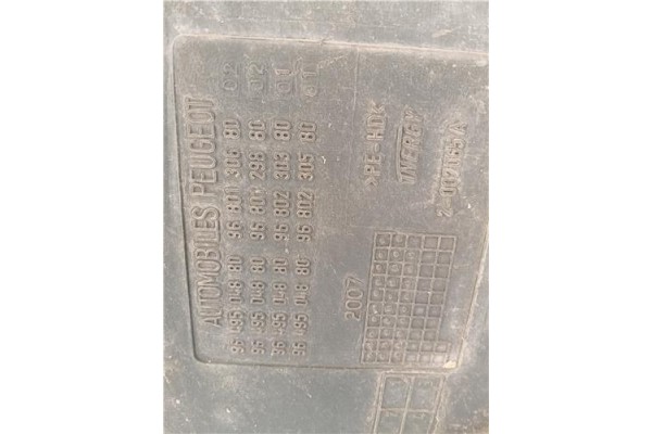 Recambio de deposito combustible para peugeot 207 sw 1.6 hdi referencia OEM IAM 9649504880 9680130680 