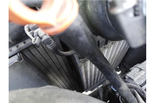 Recambio de intercooler para peugeot 207 sw 1.6 hdi referencia OEM IAM 0384J4  