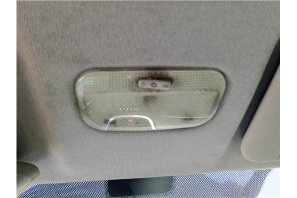 Recambio de luz delantero central techo para peugeot 207 sw 1.6 hdi referencia OEM IAM 6362Q1  