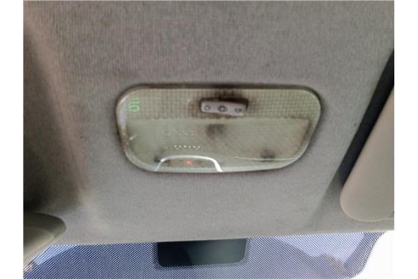 Recambio de luz delantero central techo para peugeot 207 sw 1.6 hdi referencia OEM IAM 6362Q1  