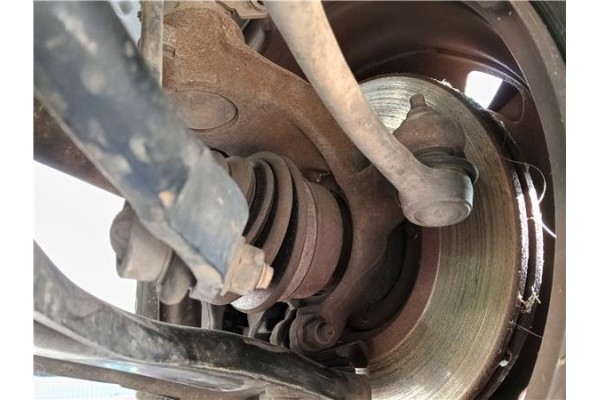 Recambio de mangueta delantero derecha para peugeot 207 sw 1.6 hdi referencia OEM IAM 364790  