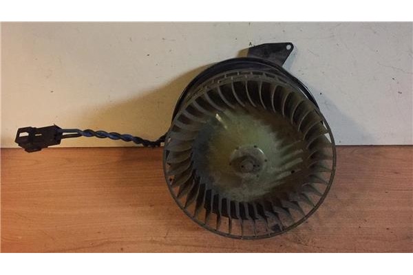 Recambio de motor calefaccion para chrysler voyager gs 2.0 i referencia OEM IAM  10113 AY166100 